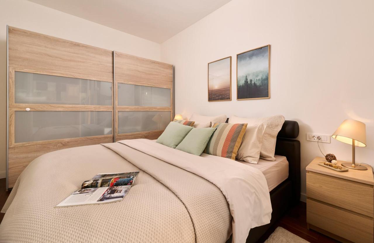 Brand New 1 Bedroom Apartment With Backyard Near The Beach! ポレッチ エクステリア 写真